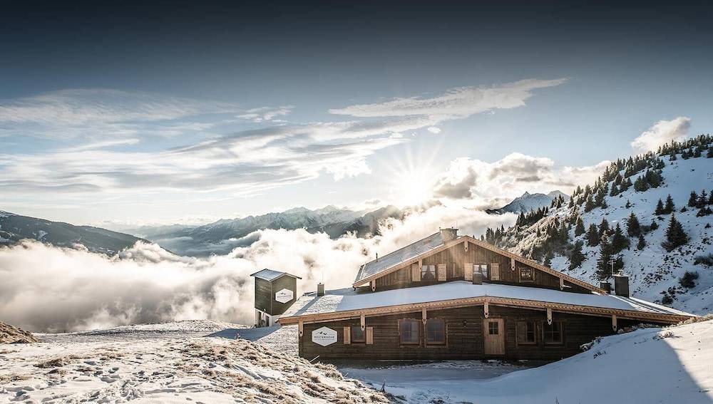 Berggasthaus & Lodge Resterhöhe 1