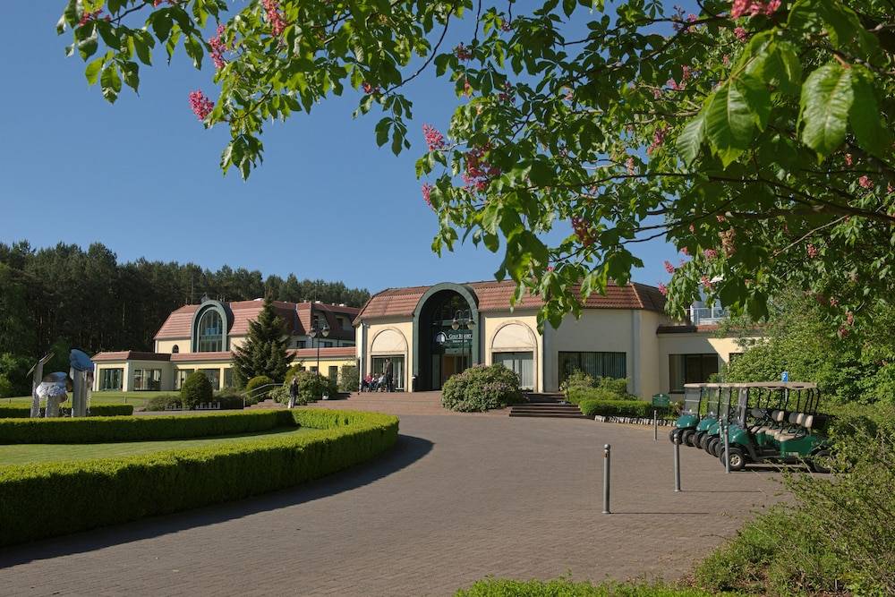 GolfResort Semlin 1