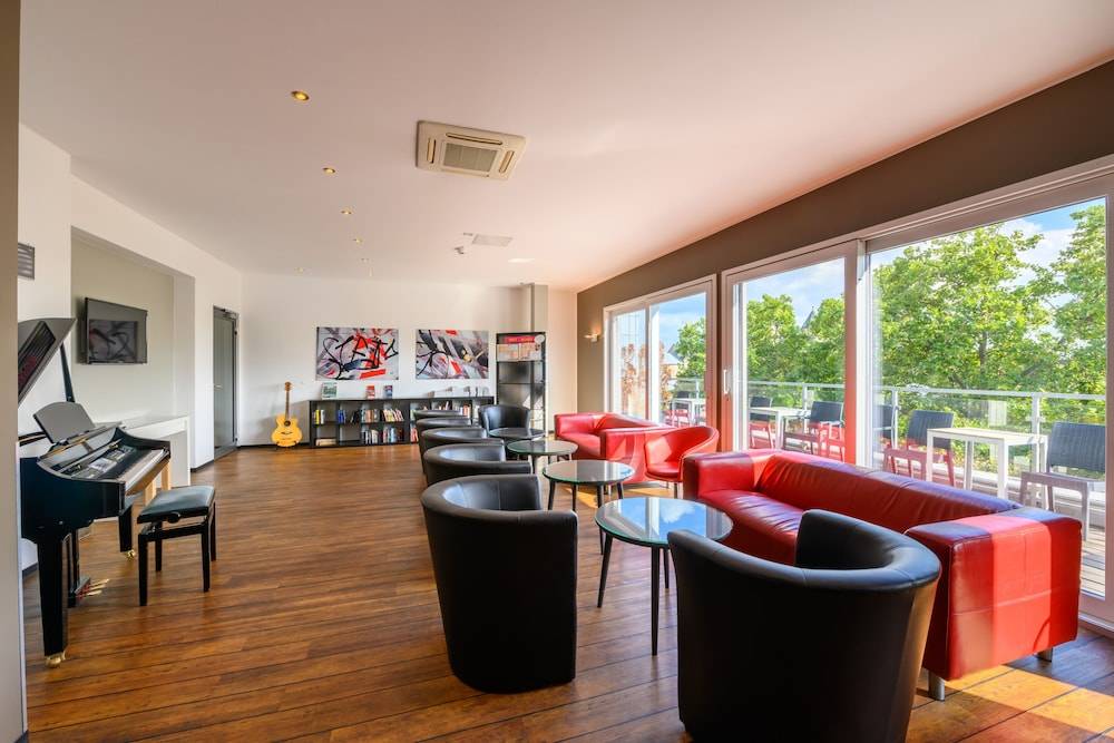 Art Rock Downtown Hotel 1