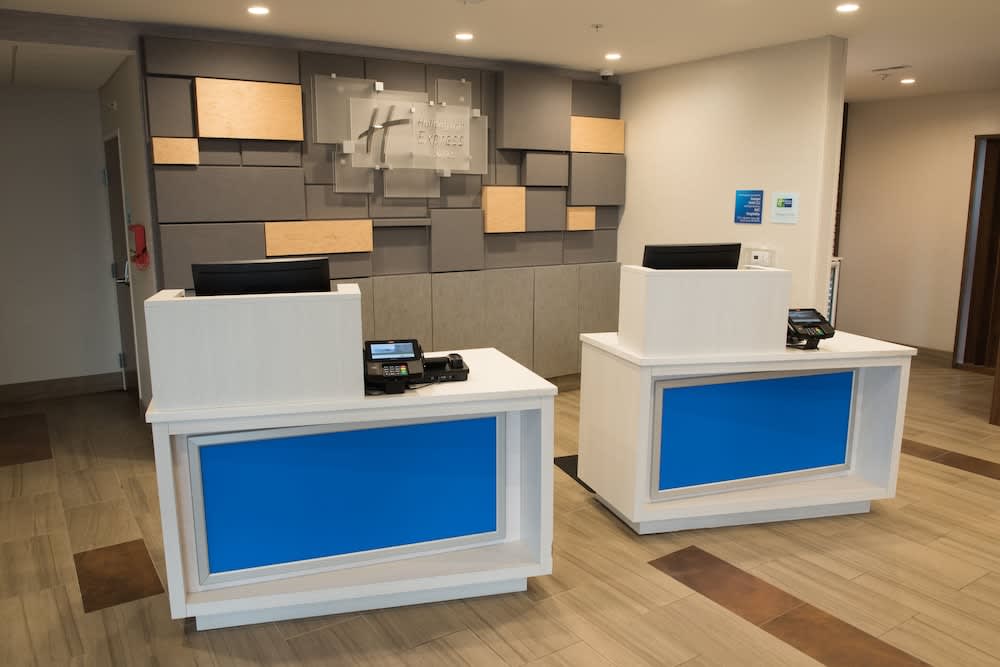 Holiday Inn Express & Suites LOUISVILLE N - JEFFERSONVILLE by IHG 2