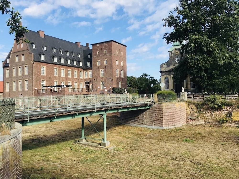 Schlosshotel Diersfordt 1