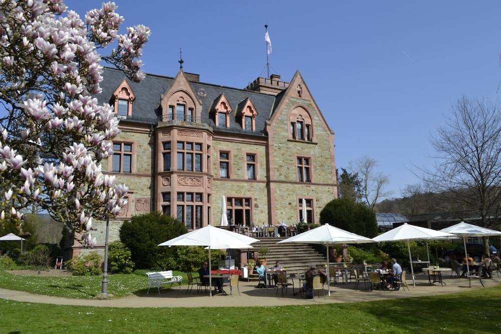 Schlosshotel Rettershof 1