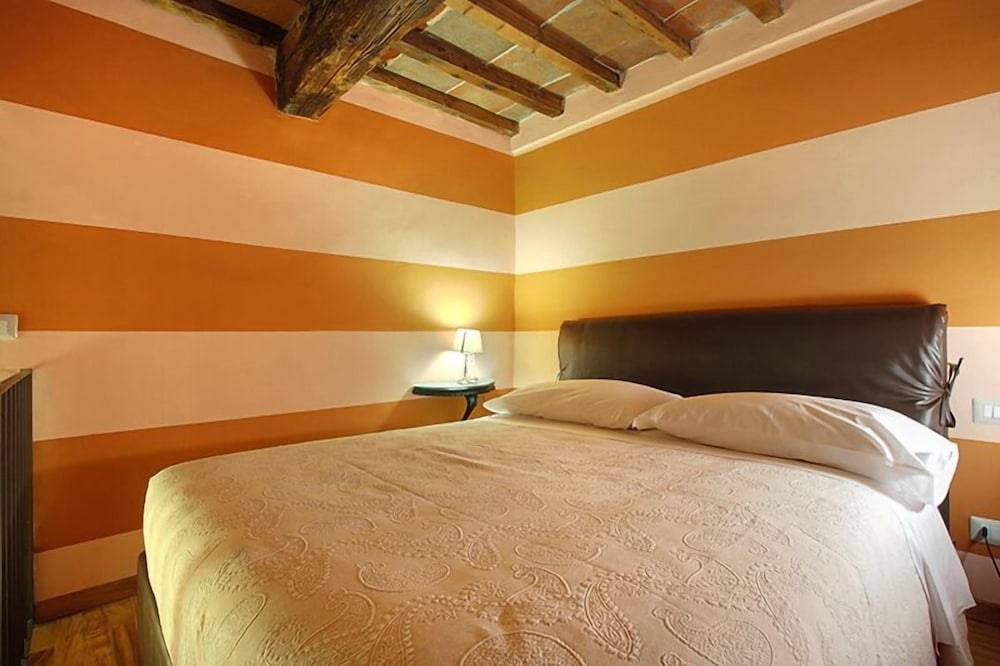 Al Giglio Bottonato 2