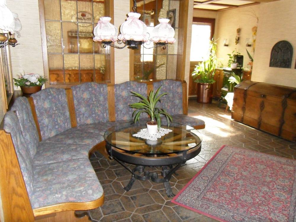 Hotel Gasthof Traube 2