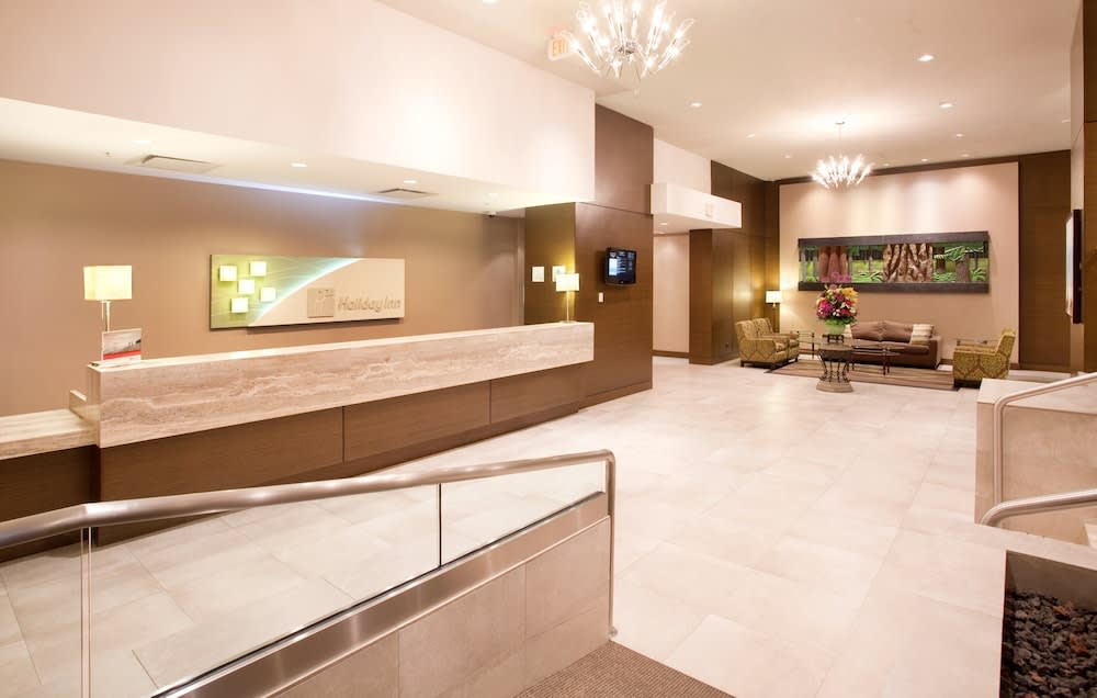 Holiday Inn VANCOUVER-CENTRE (BROADWAY) by IHG 2