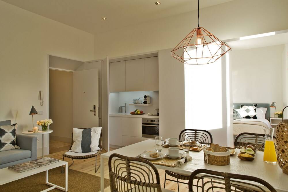 Lisbon Five Stars Apartments Combro 77 1