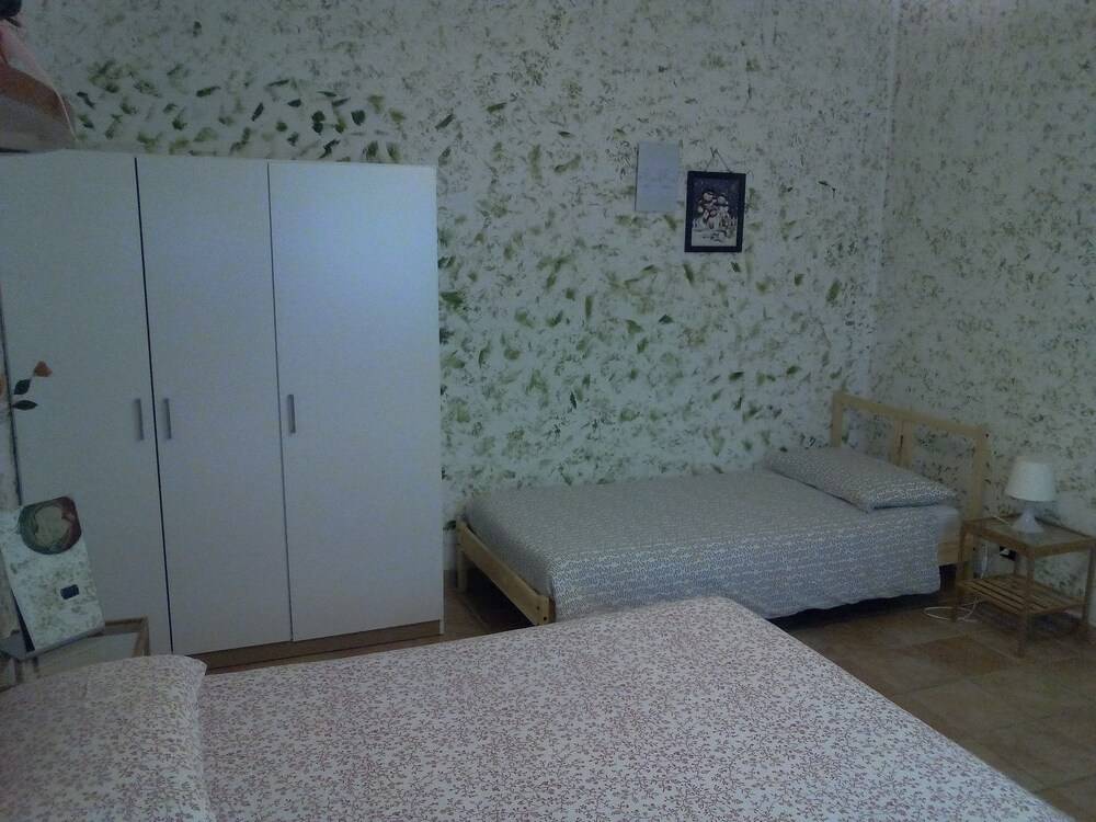 LA GROTTA Bed and Breakfast 2