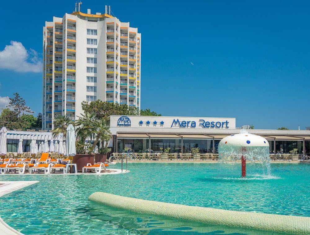 Mera Resort 1