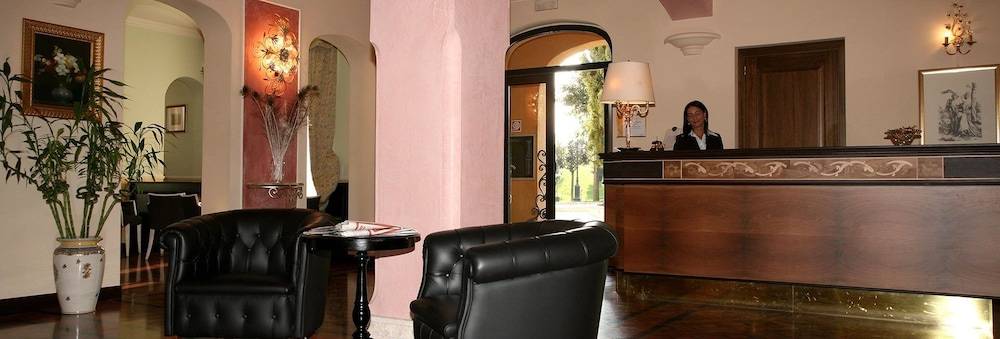 Hotel Villa Picena 2
