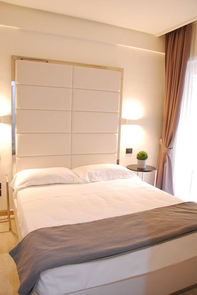LHP Suite Rapallo 2