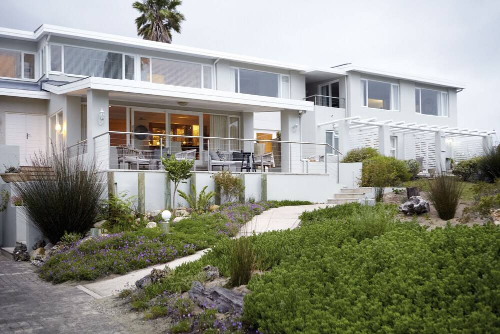 Leisure Isle Lodge 1