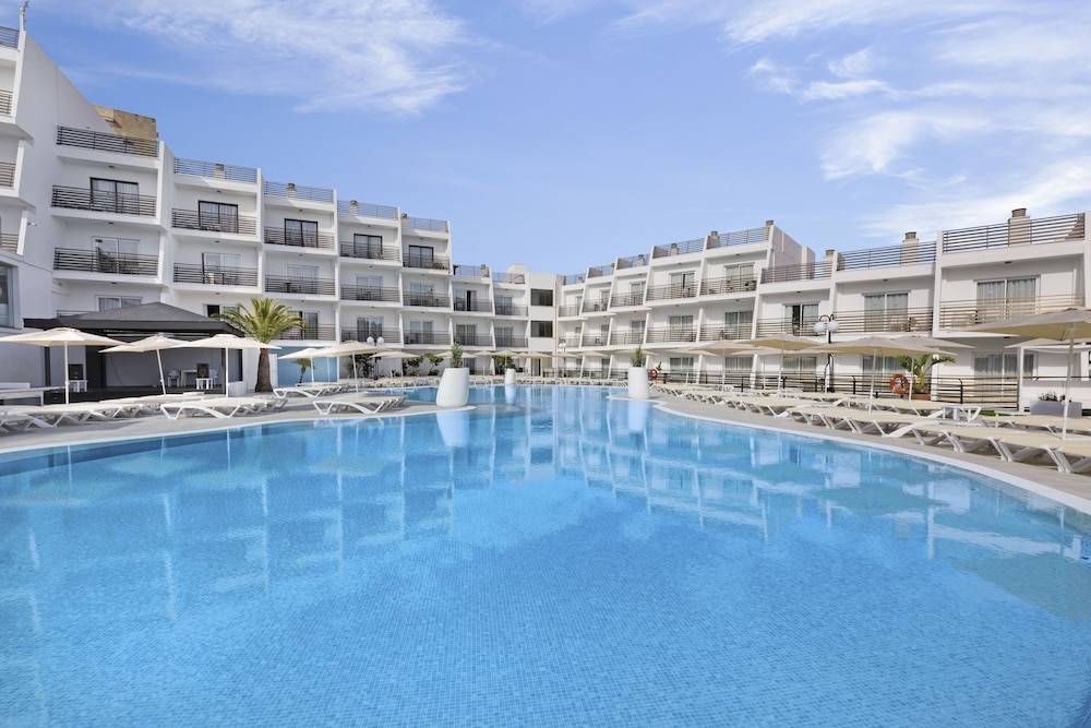 Palmanova Suites by TRH 1