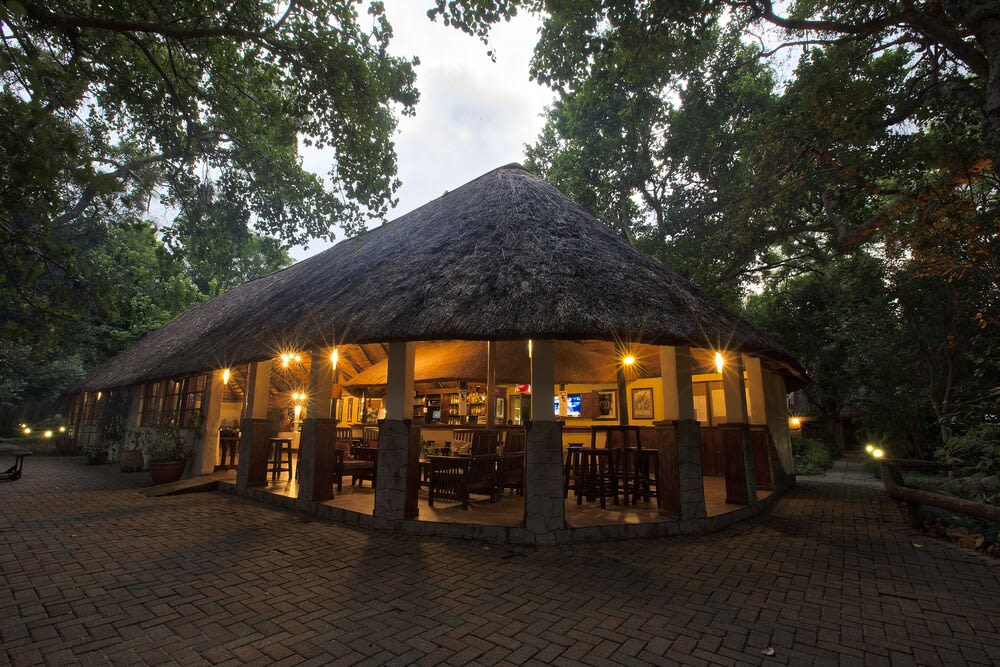 Island Safari Lodge 1