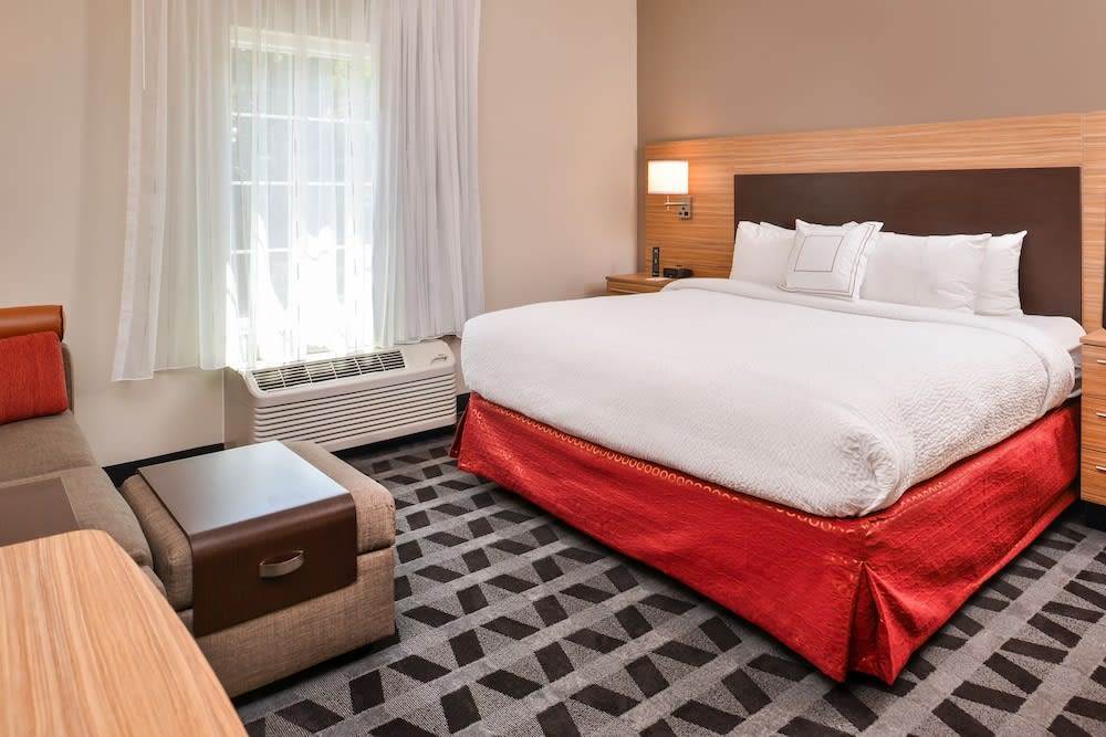 TownePlace Suites by Marriott Charleston-West Ashley 2