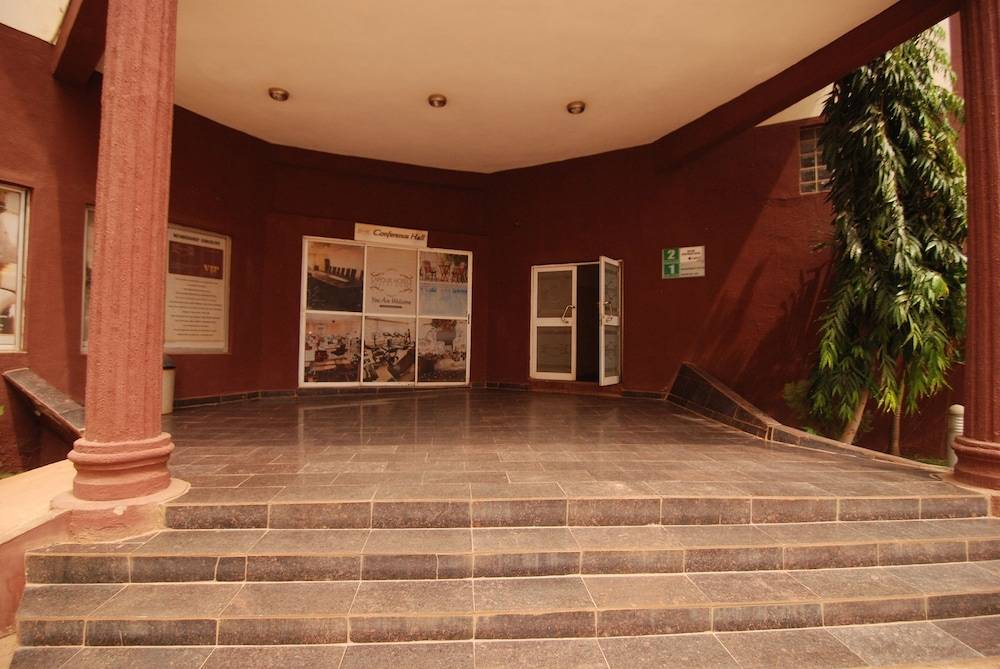Lapour Hotels Ltd 2