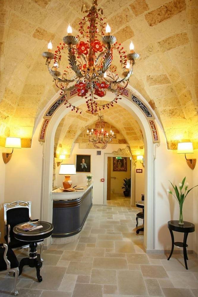 Kelina Charme Hotel by Cantine Due Palme 2