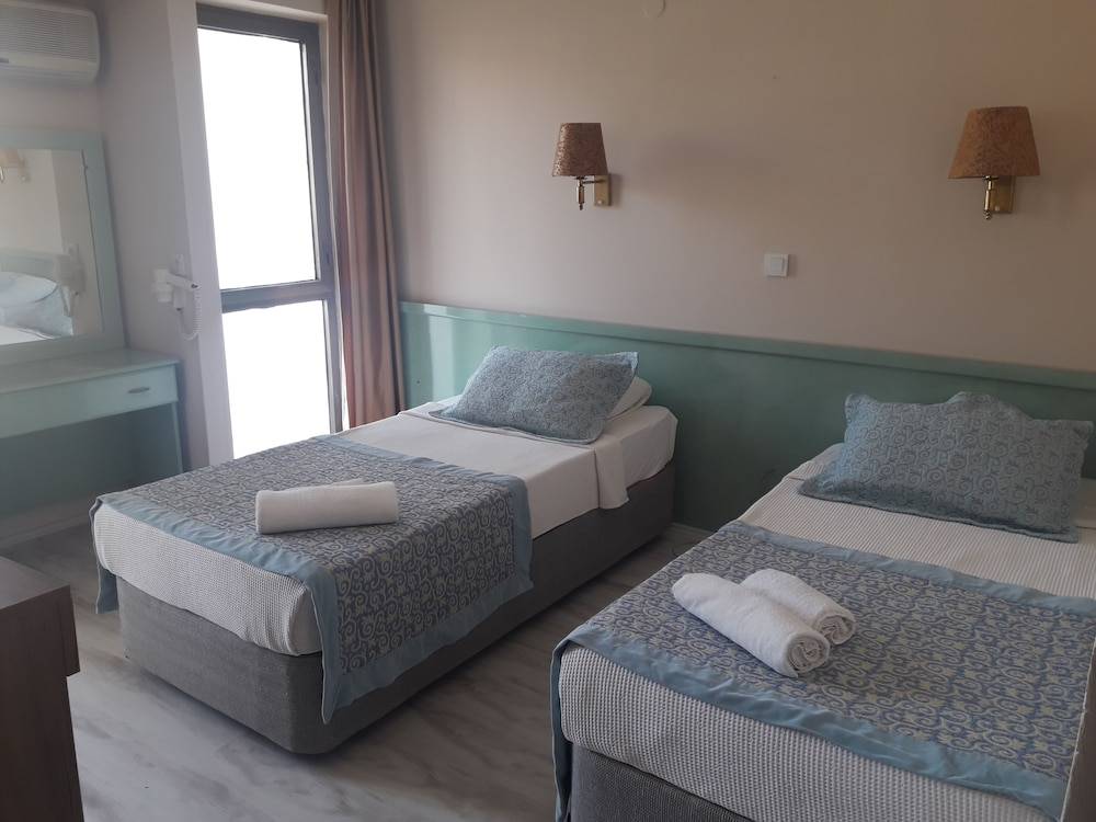 Minay Hotel 2