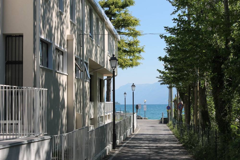 Lake Garda Beach Hostel 1