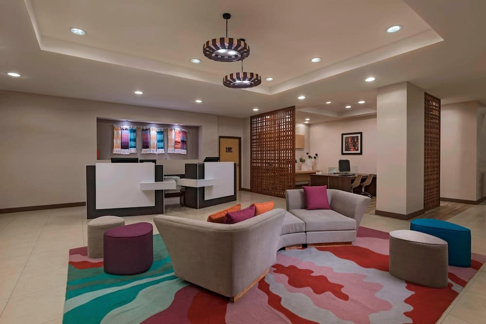 Fairfield by Marriott San Salvador 2