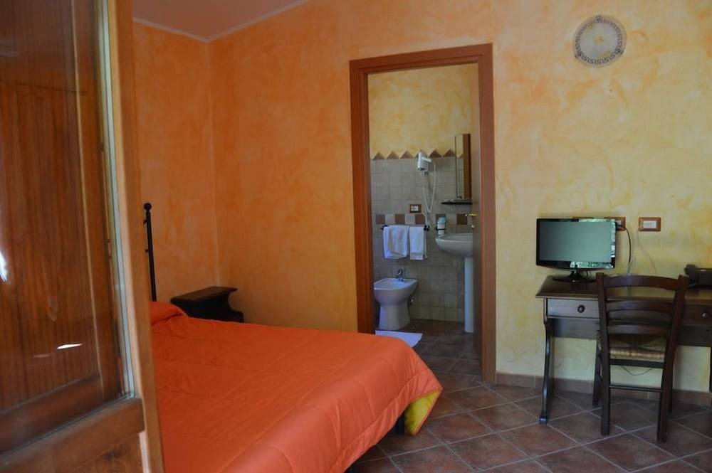 Hotel Sant'elene 2
