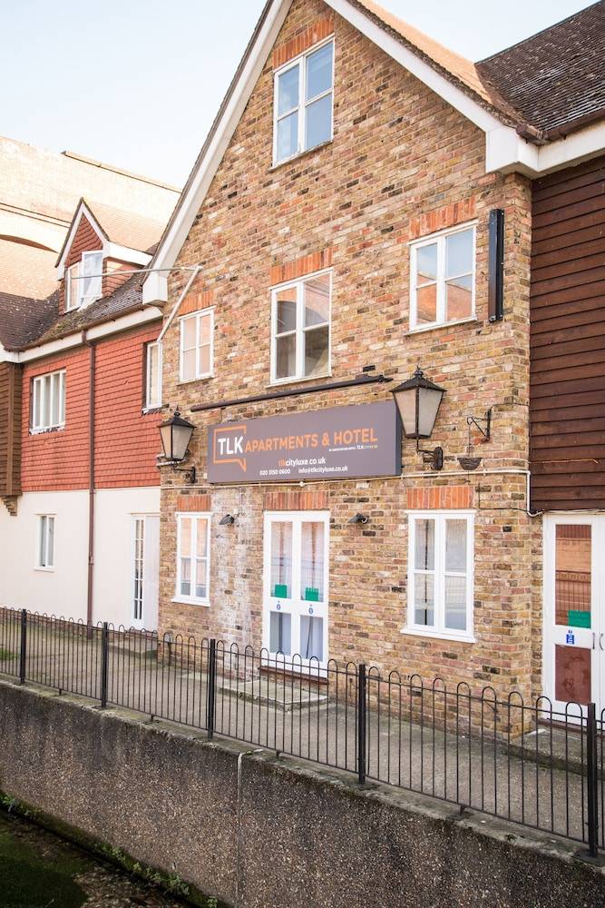 TLK Apartments and Hotel - Orpington 1