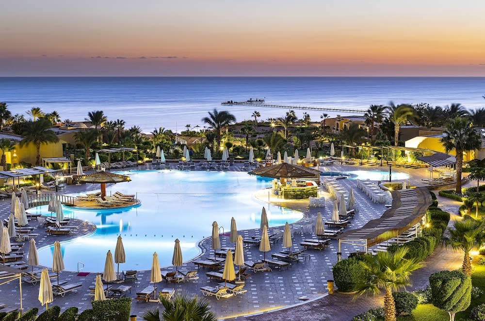 Three Corners Fayrouz Plaza Beach Resort 1