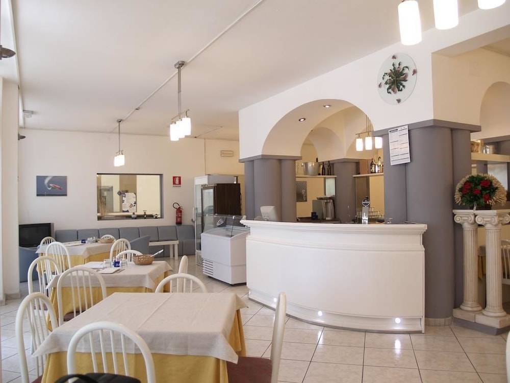 Hotel Myriam 2