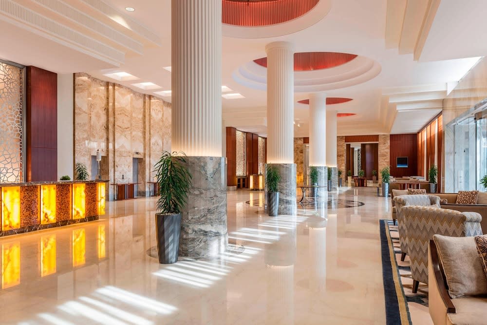 Sheraton Oman Hotel 2