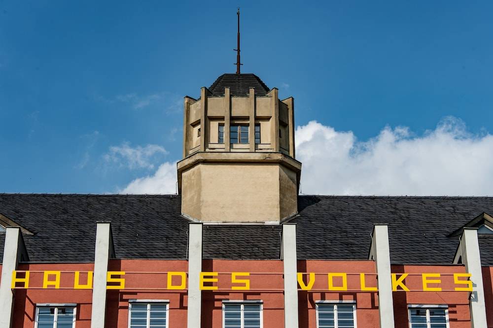 Haus des Volkes - Das Bauhaushotel 1