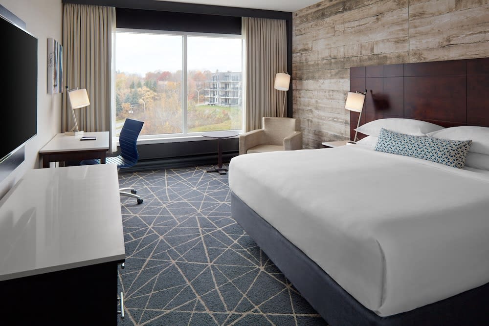 Delta Hotels by Marriott Sherbrooke Conference Centre 1