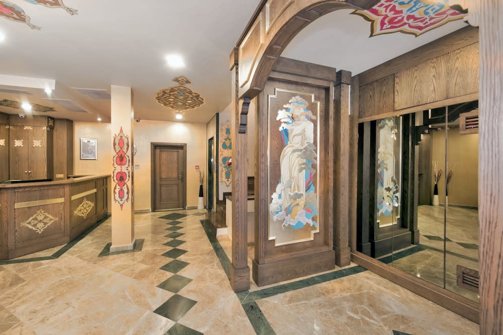 Perapolis Hotel 2