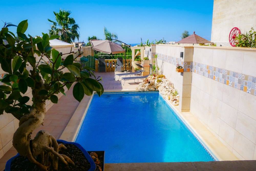 Narcisa Farmhouse B&B 1