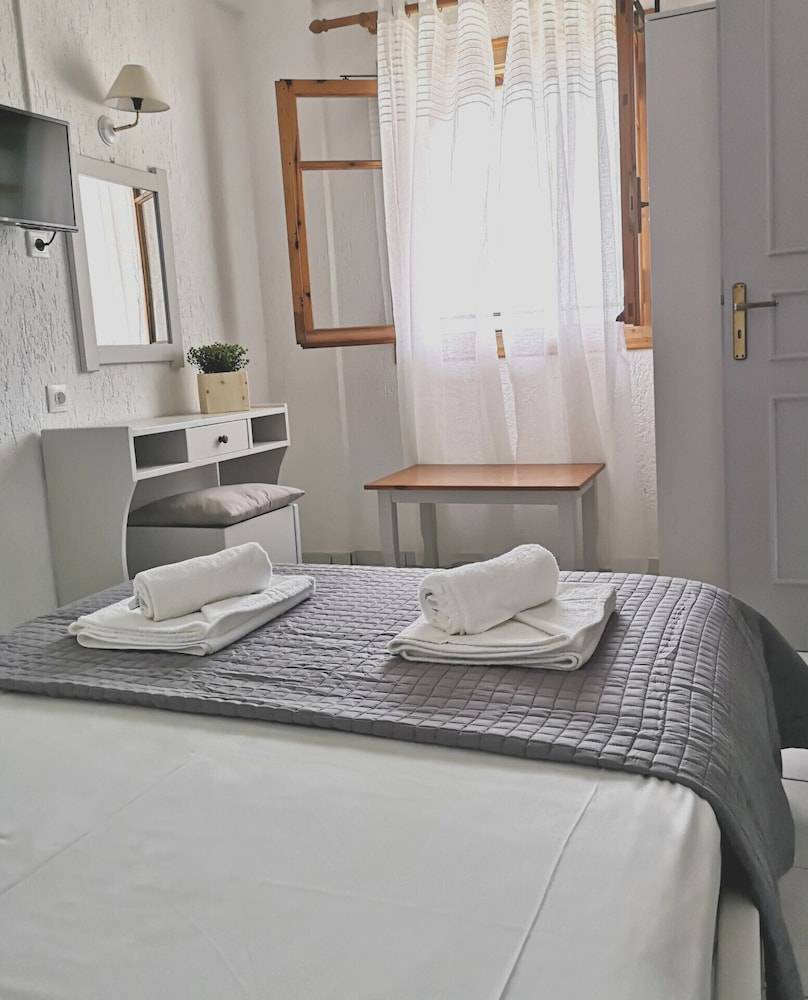Emilia Apartments 2