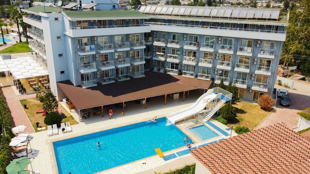 Monna Roza Beach Resort Hotel 1