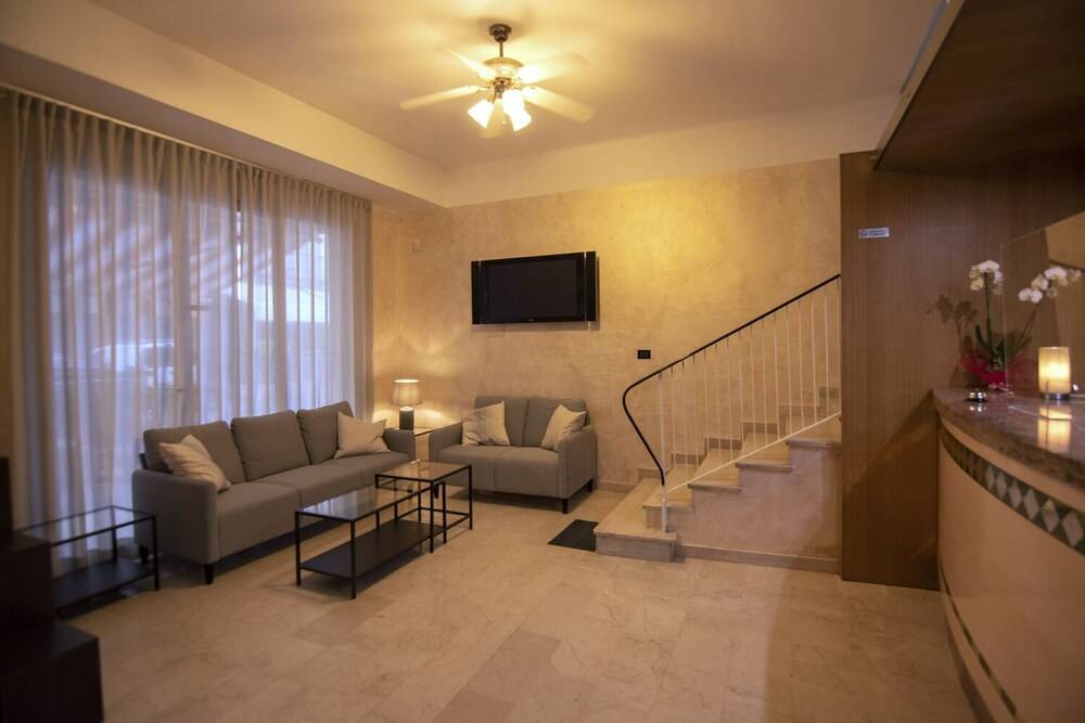 Hotel Enna Rimini 2