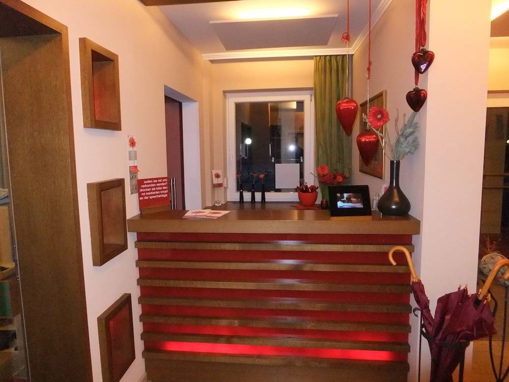 Aparthotel Christine 2