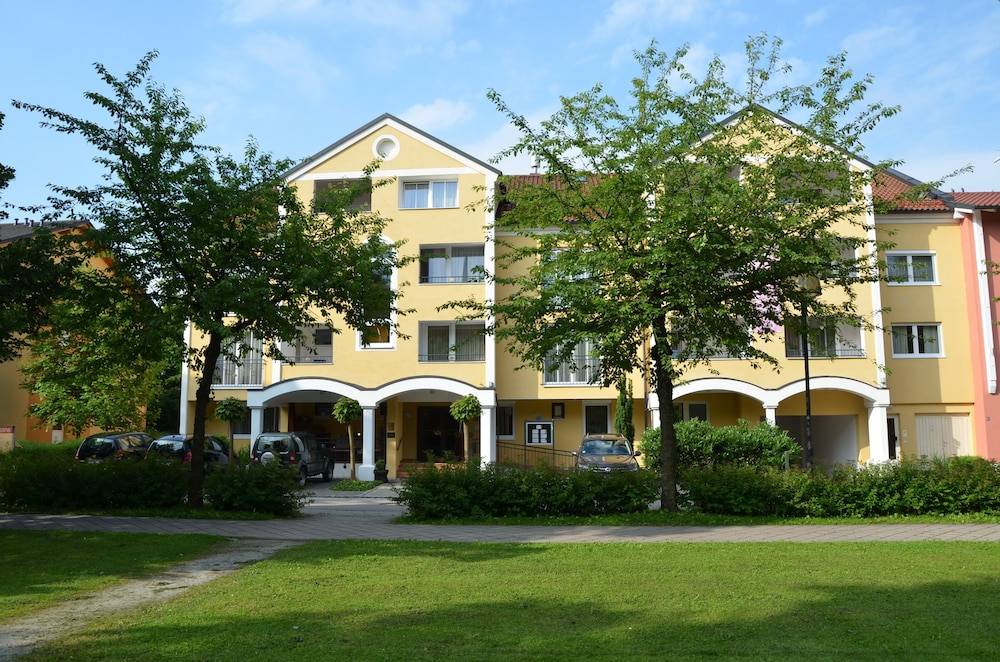 Aparthotel Christine 1