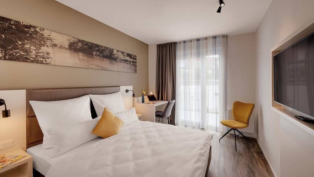 Amper Art Hotel 2