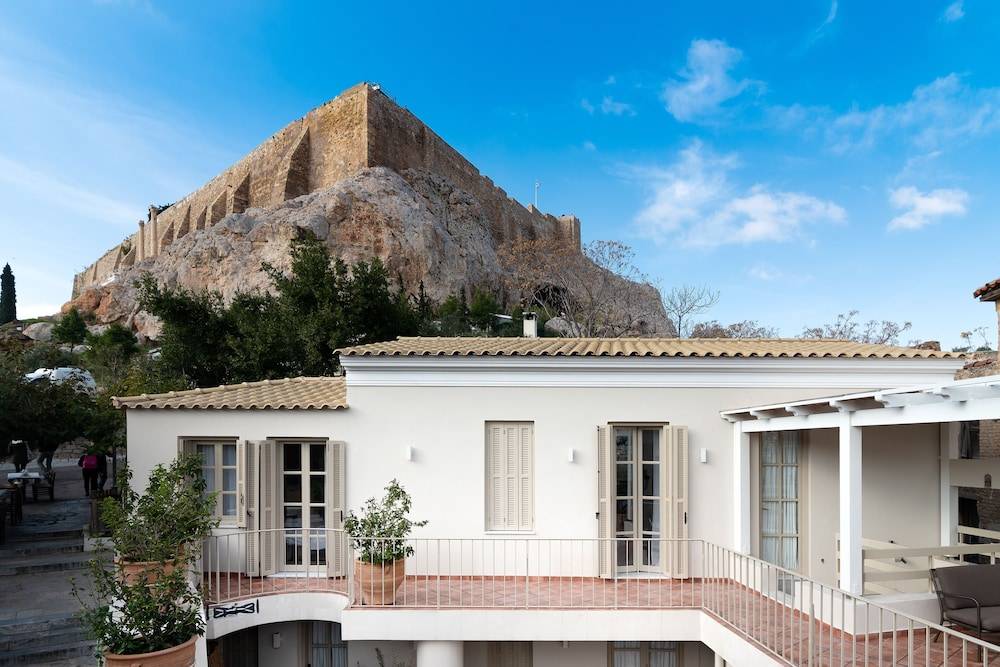 Acropolis Suites 1