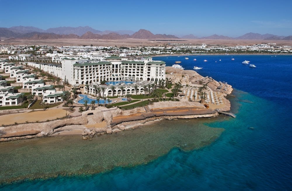 Stella Di Mare Beach Hotel & Spa 1