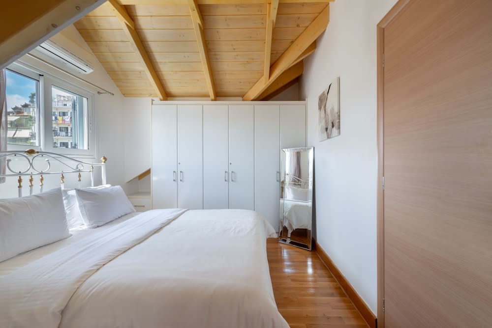 Elegant Living 1