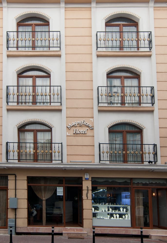 Magnificent Hotel 1
