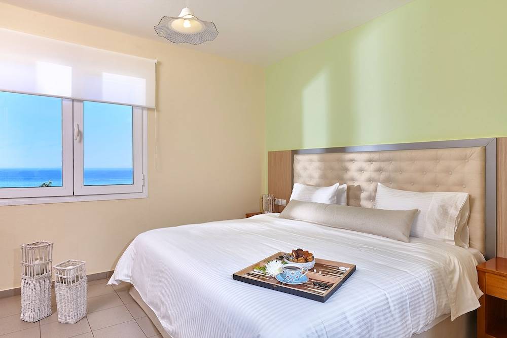 Everest Apartments and Suites 2
