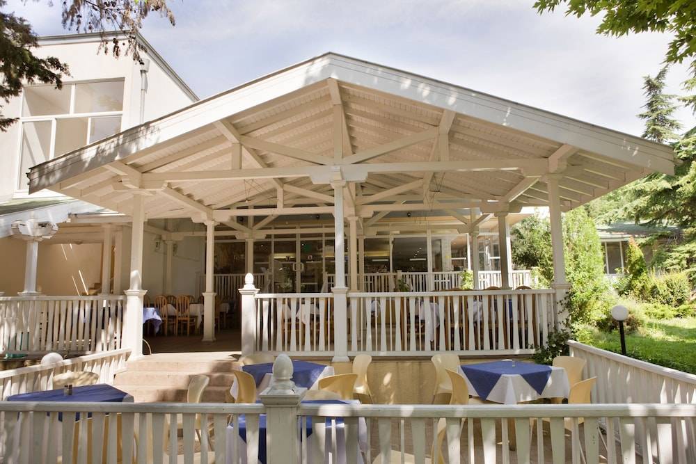 Hotel Oasis 1