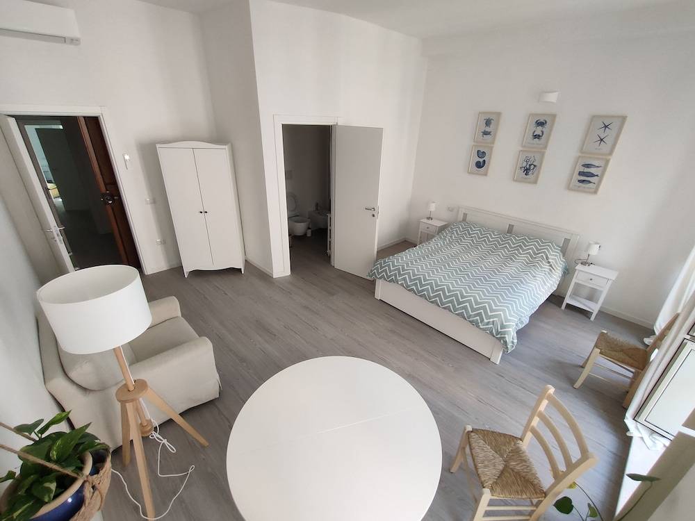 Casa Marina Guesthouse Cagliari 1