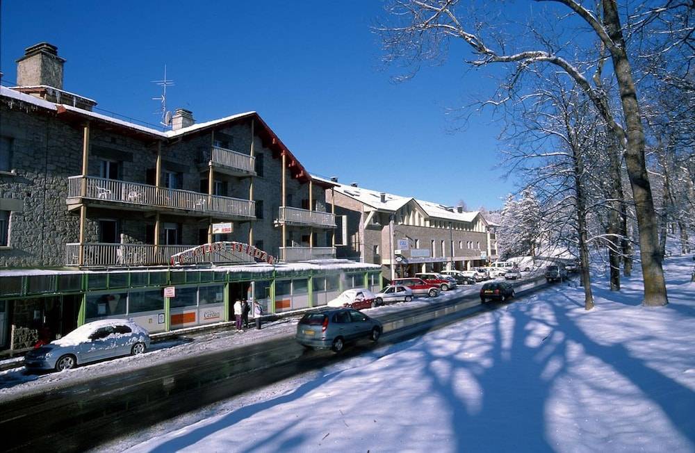 Hotel et Résidence Le Clos Cerdan 1