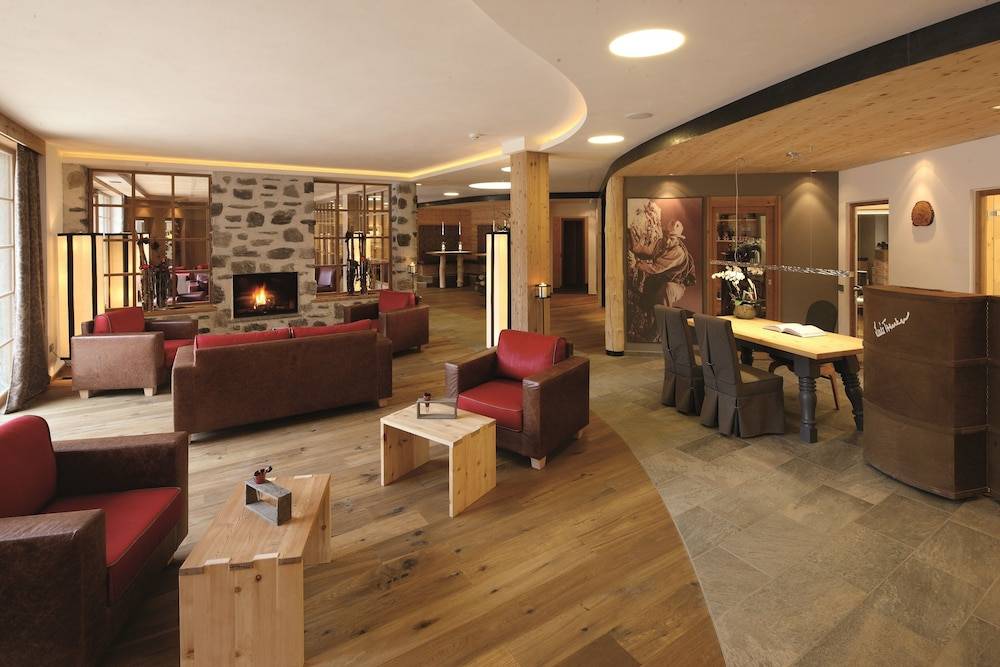 Dolomites Living Hotel Tirler 2