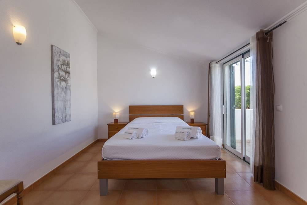 A14 - Cozy Torraltinha Apartment 2