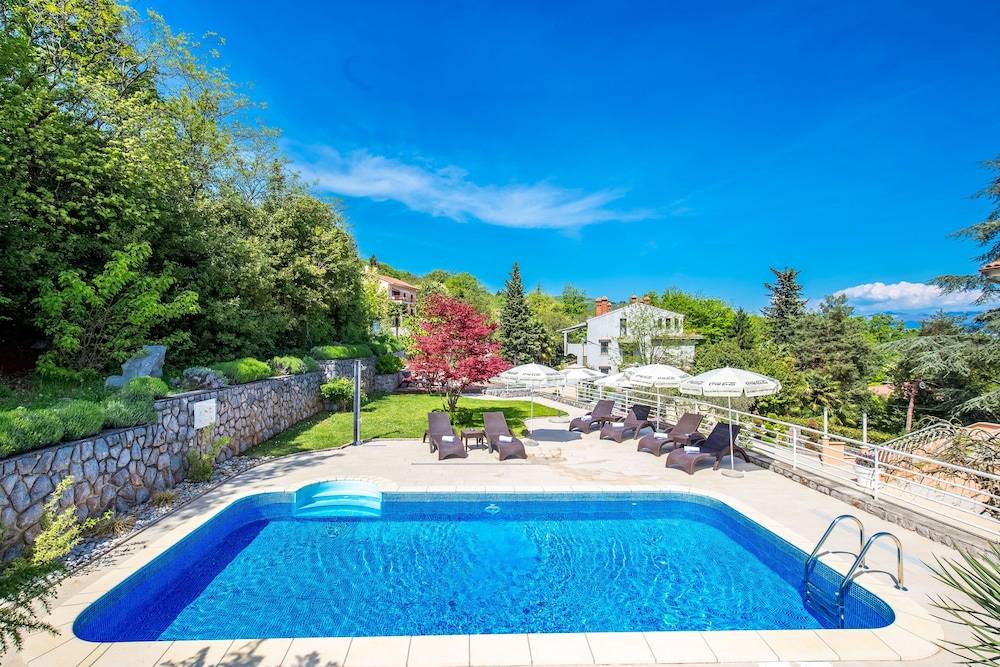 Villa Nada 1