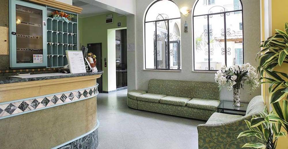 Hotel Ester Safer 2